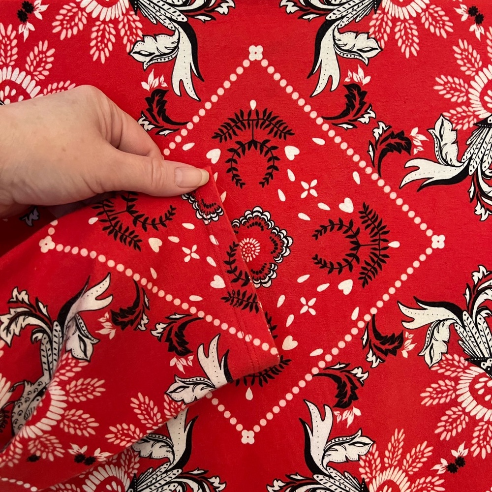 Talbots Red, Black & White Bird/Floral Long Sleeve Top Size LP - Picture 3 of 6